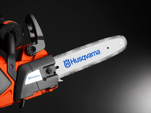 Аккумуляторная цепная пила Husqvarna 330i 9678937-12