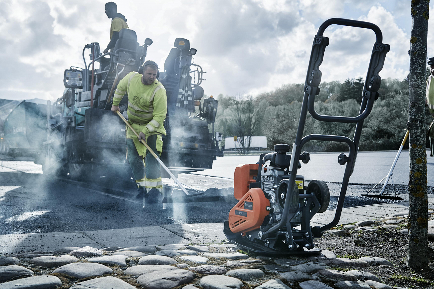 Виброплита Husqvarna LF 60 LAT 9678548-02